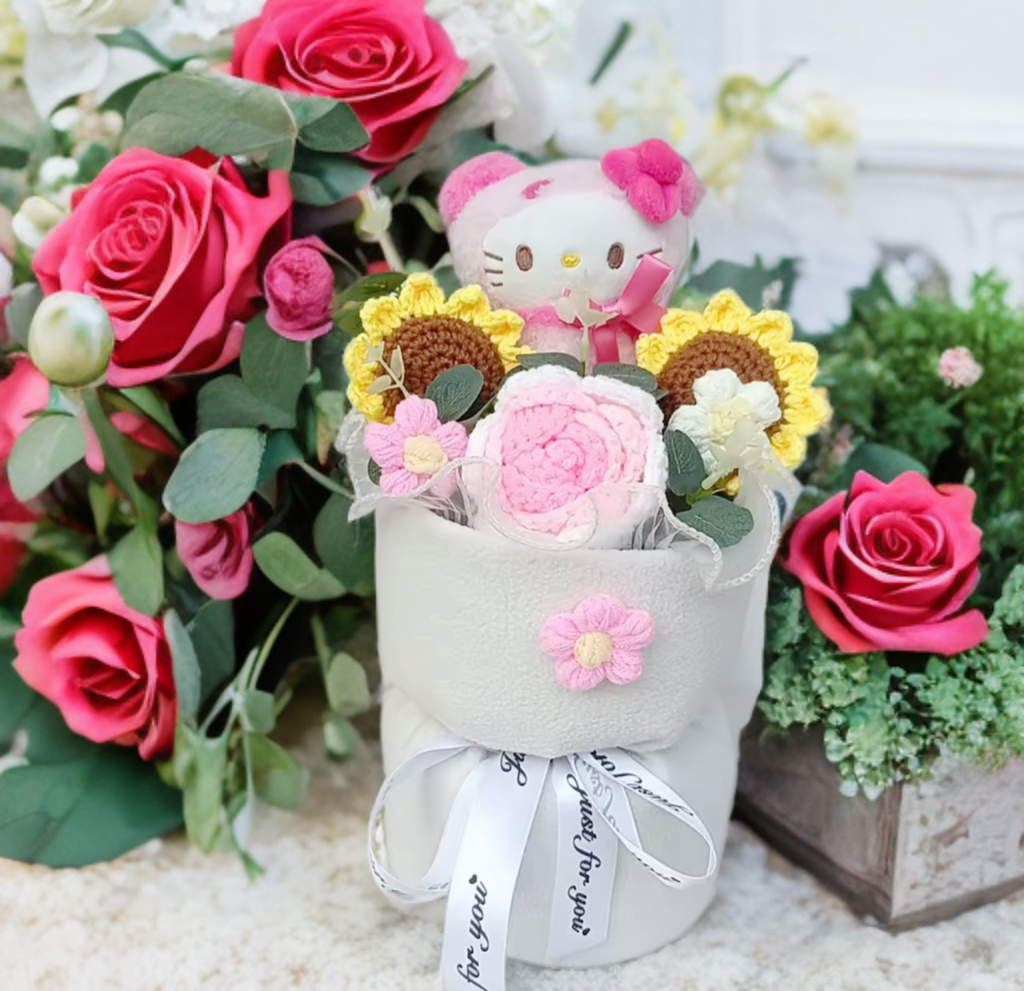 Hello Kitty Cartoon Plush Bouquet  Anime Rose Flowers